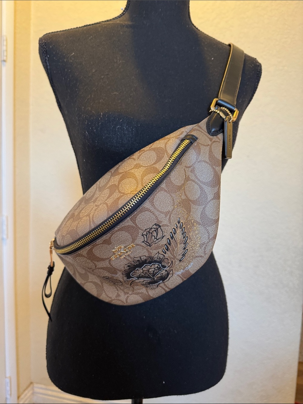 Coach X Chelsea Champlain belt bag